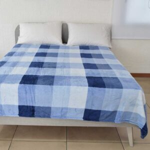 Plaid coperta london blu ambientata